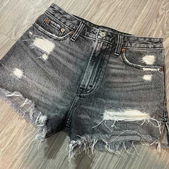 Abercrombie & Fitch Annie High Rise Shorts - Picture 1 of 5